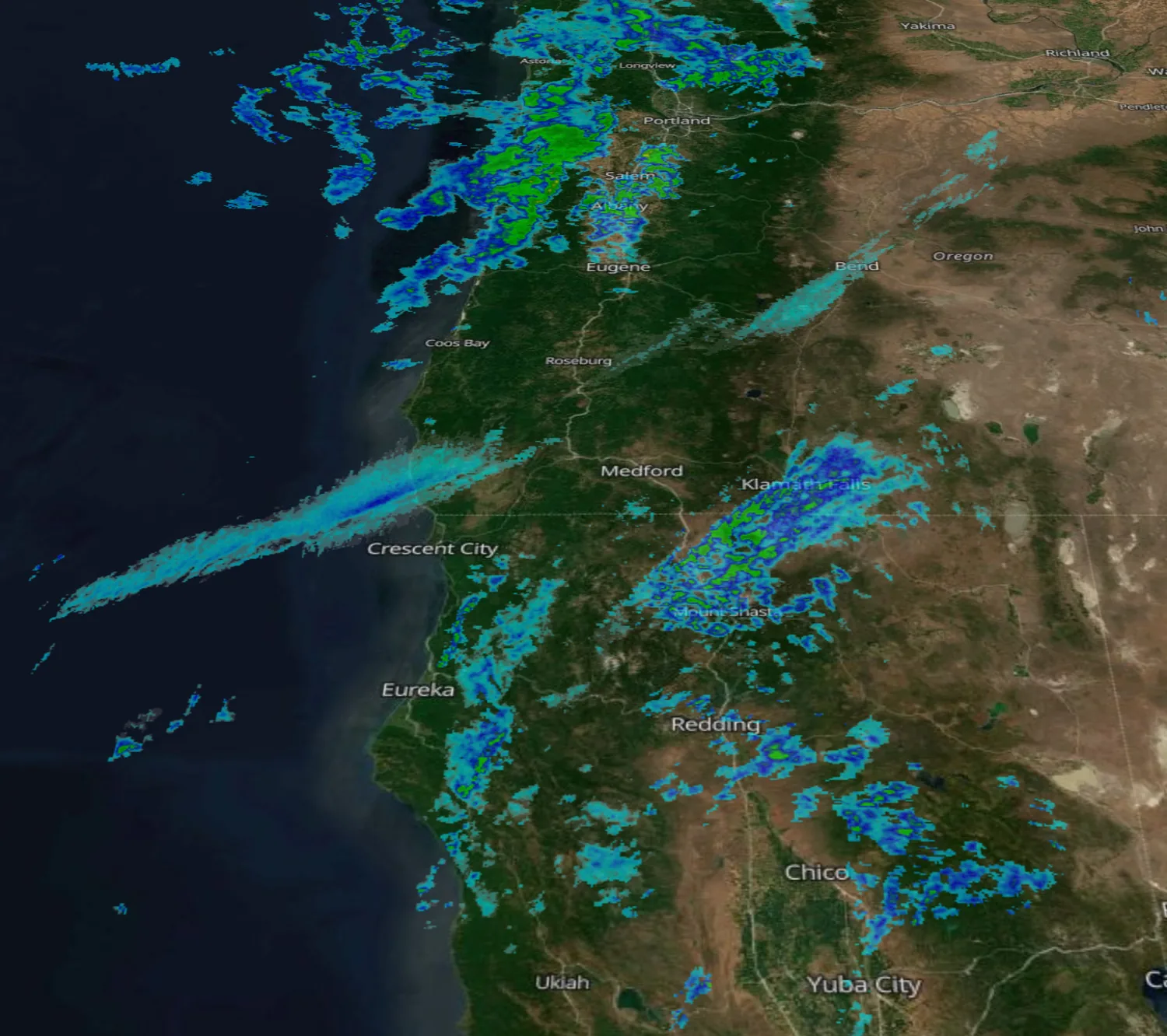 Live weather radar overlay showing precipitation over Oregon and northern California, drawn under the aircraft on satellite terrain